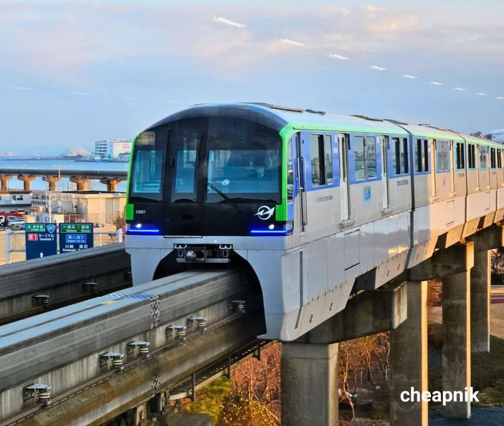 Tokyo Monorail Yamanote Line